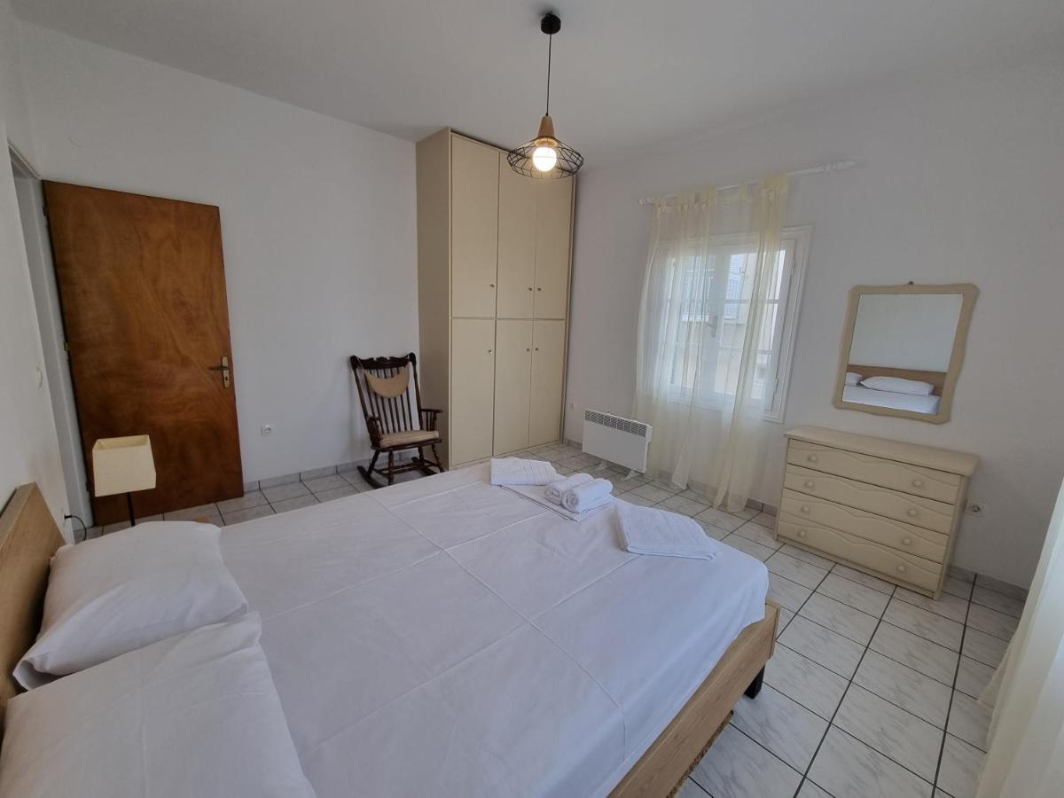 Olga'S Place Spetses Town Екстер'єр фото